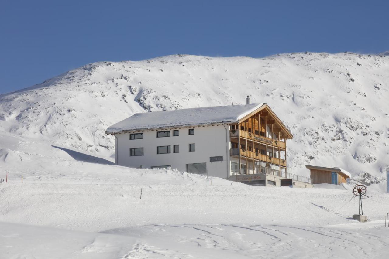 Hotel Avers Am Bach Extérieur photo